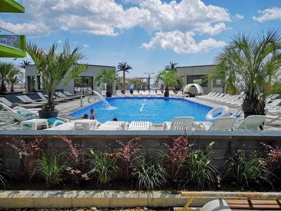 Apartamento Alezzi Sunwaves Năvodari Exterior foto